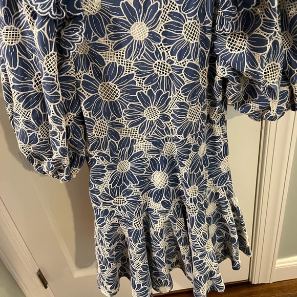 Super cute Authentic -Sandro -dress size 36. Used just once. - Picture 2 of 8